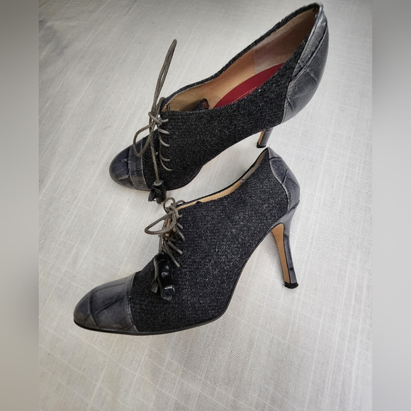 Kate Spade Lace up Heel Size 6 - Picture 5 of 9